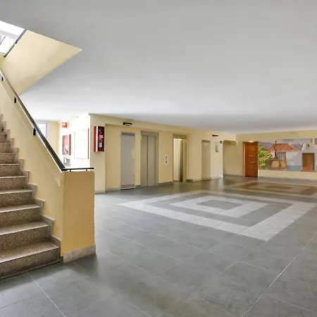 Chasna Apartment *